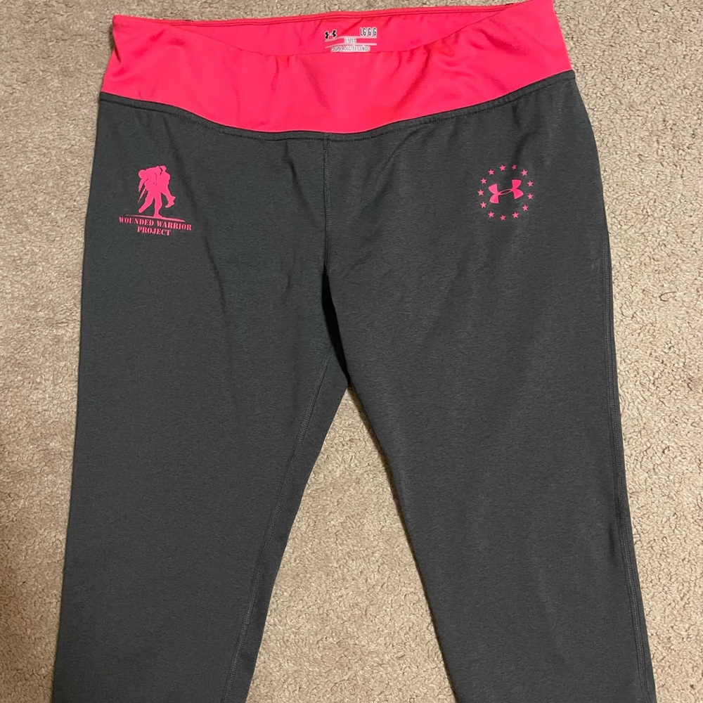 Under Armor knee length leggings